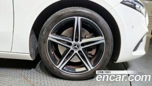 Mercedes-Benz A-Class A250 4MATIC SEDAN 2020 года из Южной Кореи