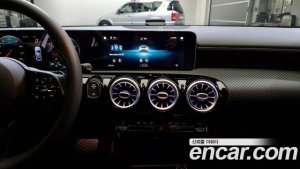 Mercedes-Benz A-Class A250 4MATIC SEDAN 2020 года из Южной Кореи