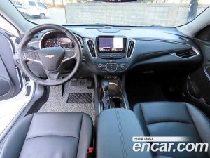 ChevroletGMDaewoo Malibu 1.3 Turbo Premium 2021 года из Южной Кореи