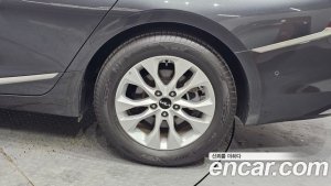Kia K8 2.5 Бензин 2WD 2022 года из Южной Кореи