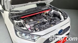 Toyota RAV4 2.5 2WD HYBRID 2021 года из Южной Кореи