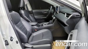 Toyota RAV4 2.5 2WD HYBRID 2021 года из Южной Кореи