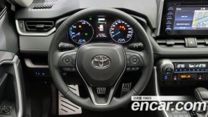 Toyota RAV4 2.5 2WD HYBRID 2021 года из Южной Кореи
