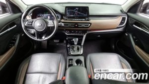 Kia Seltos Дизель 1.6 4WD 2021 года из Южной Кореи