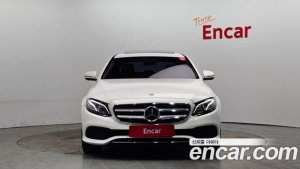 Mercedes-Benz E-Class E300 Avantgarde 2020 года из Южной Кореи
