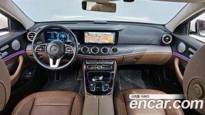 Mercedes-Benz E-Class E300 Avantgarde 2020 года из Южной Кореи