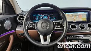 Mercedes-Benz E-Class E300 Avantgarde 2020 года из Южной Кореи