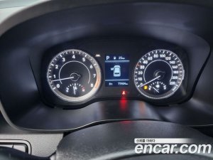 Hyundai Venue 1.6 Smart 2020 года из Южной Кореи