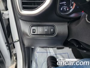 Hyundai Venue 1.6 Smart 2020 года из Южной Кореи