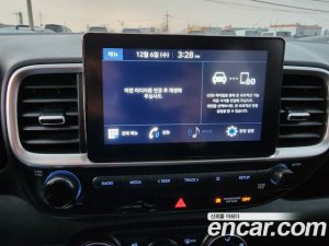 Hyundai Venue 1.6 Smart 2020 года из Южной Кореи