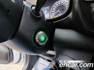 Hyundai Venue 1.6 Smart 2020 года из Южной Кореи
