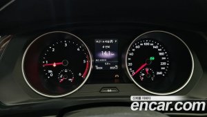 Volkswagen Tiguan 2.0 TDI Premium 2020 года из Южной Кореи
