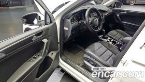 Volkswagen Tiguan 2.0 TDI Premium 2020 года из Южной Кореи