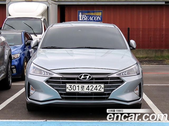 Hyundai AVANTE 1.6 2020 года из Кореи