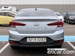 Hyundai AVANTE 1.6 2020 года из Южной Кореи