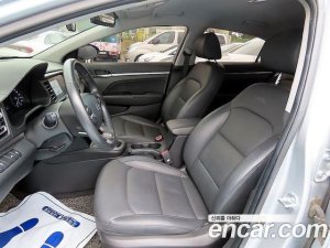 Hyundai AVANTE 1.6 2020 года из Южной Кореи