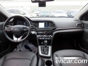 Hyundai AVANTE 1.6 2020 года из Южной Кореи