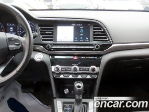 Hyundai AVANTE 1.6 2020 года из Южной Кореи
