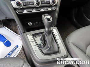 Hyundai AVANTE 1.6 2020 года из Южной Кореи