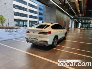 BMW X4 xDrive20i M Sport X 2020 года из Южной Кореи