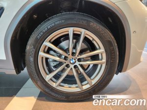 BMW X4 xDrive20i M Sport X 2020 года из Южной Кореи