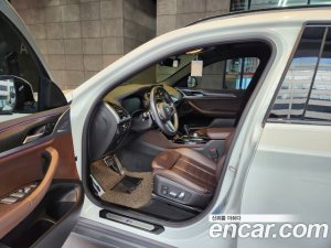 BMW X4 xDrive20i M Sport X 2020 года из Южной Кореи