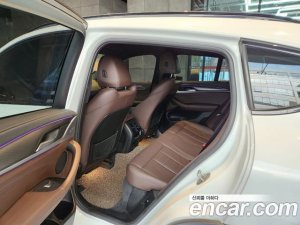 BMW X4 xDrive20i M Sport X 2020 года из Южной Кореи