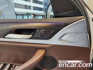 BMW X4 xDrive20i M Sport X 2020 года из Южной Кореи