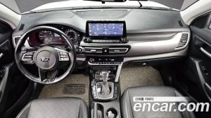 Kia Seltos Бензин 1.6 Turbo 2WD 2020 года из Южной Кореи