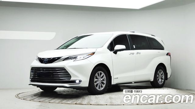Toyota Sienna 2.5 HYBRID AWD 2021 года из Кореи
