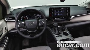 Toyota Sienna 2.5 HYBRID AWD 2021 года из Южной Кореи