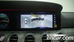 Mercedes-Benz E-Class E300 4MATIC AMG Line 2021 года из Южной Кореи