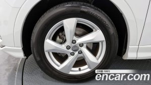 Audi Q3 35 TDI Premium 2020 года из Южной Кореи