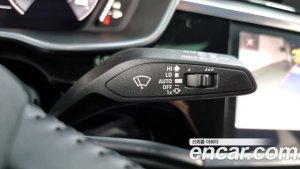 Audi Q3 35 TDI Premium 2020 года из Южной Кореи