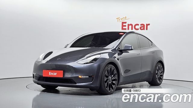 Tesla Model Y Performance 2021 года из Кореи