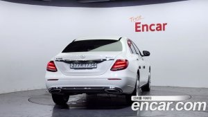 Mercedes-Benz E-Class E300 4MATIC Exclusive 2020 года из Южной Кореи