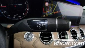 Mercedes-Benz E-Class E300 4MATIC Exclusive 2020 года из Южной Кореи