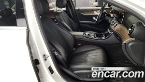 Mercedes-Benz E-Class E300 4MATIC Exclusive 2020 года из Южной Кореи