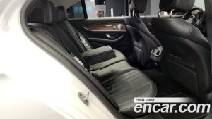 Mercedes-Benz E-Class E300 4MATIC Exclusive 2020 года из Южной Кореи
