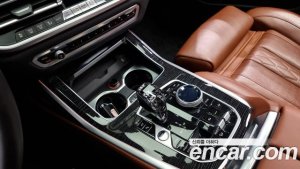 BMW X7 xDrive 40d M Sport 6인승 2021 года из Южной Кореи