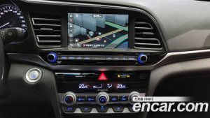 Hyundai AVANTE 1.6 2020 года из Южной Кореи