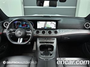 Mercedes-Benz E-Class E350 4MATIC AMG Line 2021 года из Южной Кореи