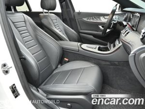 Mercedes-Benz E-Class E350 4MATIC AMG Line 2021 года из Южной Кореи