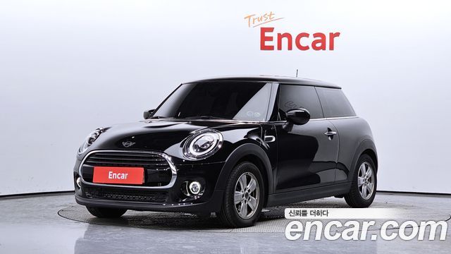 Mini Cooper DEFAULT 2020 года из Кореи