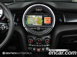 Mini Cooper Convertible SIDEWALK 2020 года из Южной Кореи