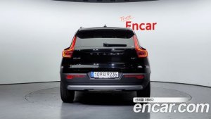 Volvo XC40 B4 Inscription 2021 года из Южной Кореи