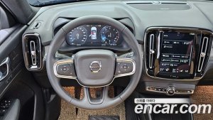 Volvo XC40 B4 Inscription 2021 года из Южной Кореи