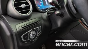 Mercedes-Benz GLC-Class GLC300 4MATIC Coupe 2020 года из Южной Кореи