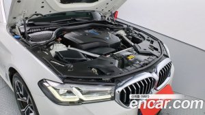 BMW 5-Series 530e M Sport 2021 года из Южной Кореи