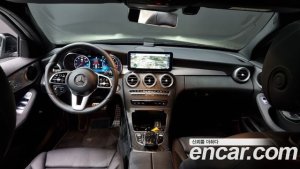 Mercedes-Benz C-Class C200 AMG Line 2021 года из Южной Кореи